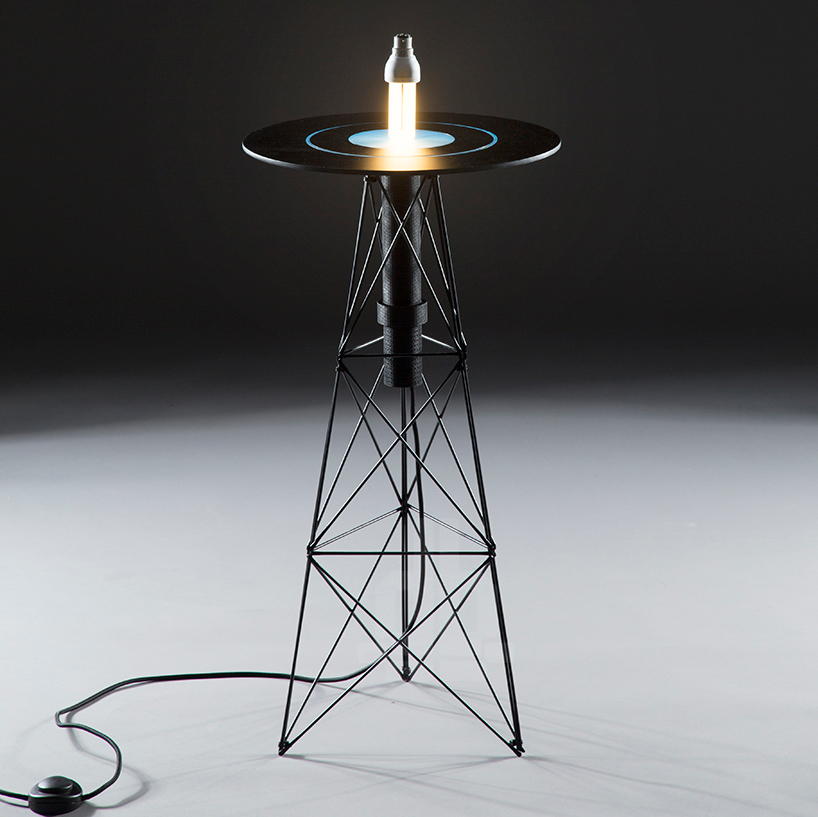 florian dussopt experiments with the electromagnetic EM table
