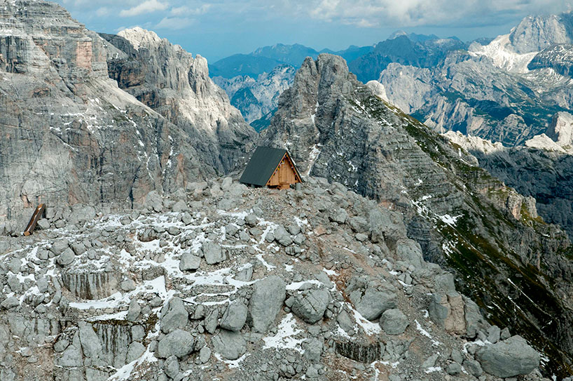 giovanni pesamosca air lifts camp luca vuerich onto the summit of the alps