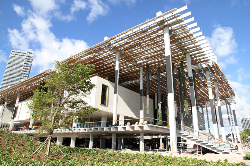 Herzog and de meuron 2025 miami art museum parking