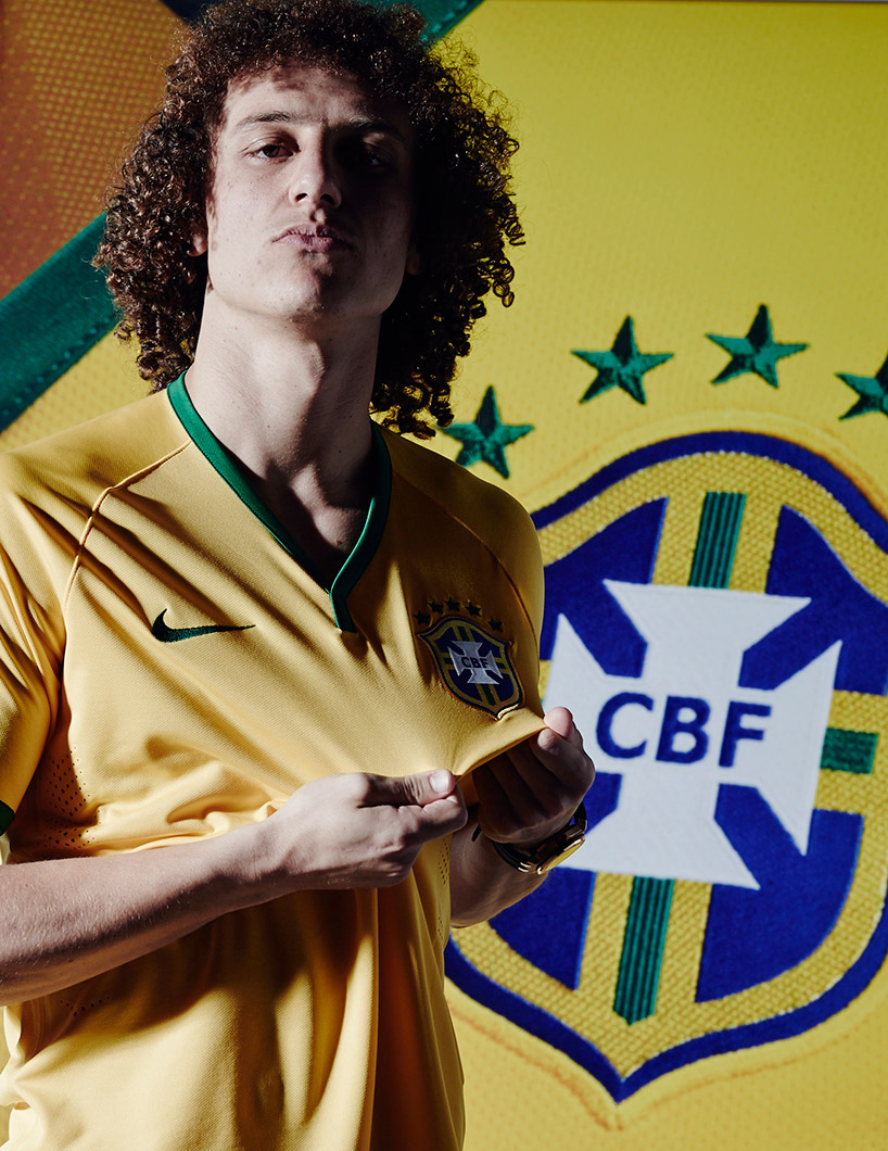 David luiz. Давид Луиз. Давид Луис ПСЖ. Давид Луиз футболист. Давид Луис улыбается.