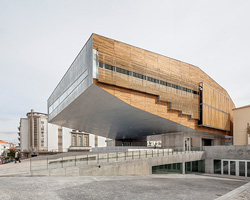 mateo arquitectura establishes cultural center in castelo branco