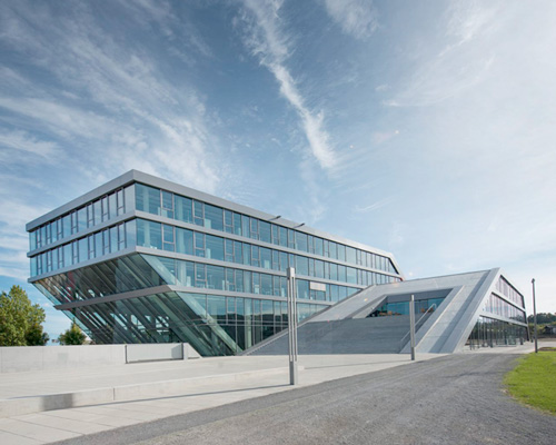 hahn + kolb logistics center by sigrid hintersteininger architects
