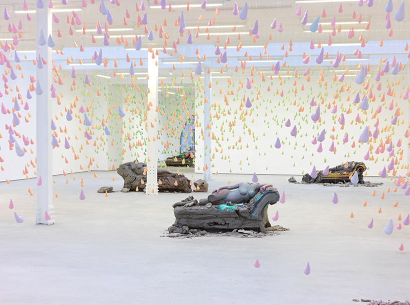 urs fischer suspends a sea of 3,000 sculpted plaster raindrops