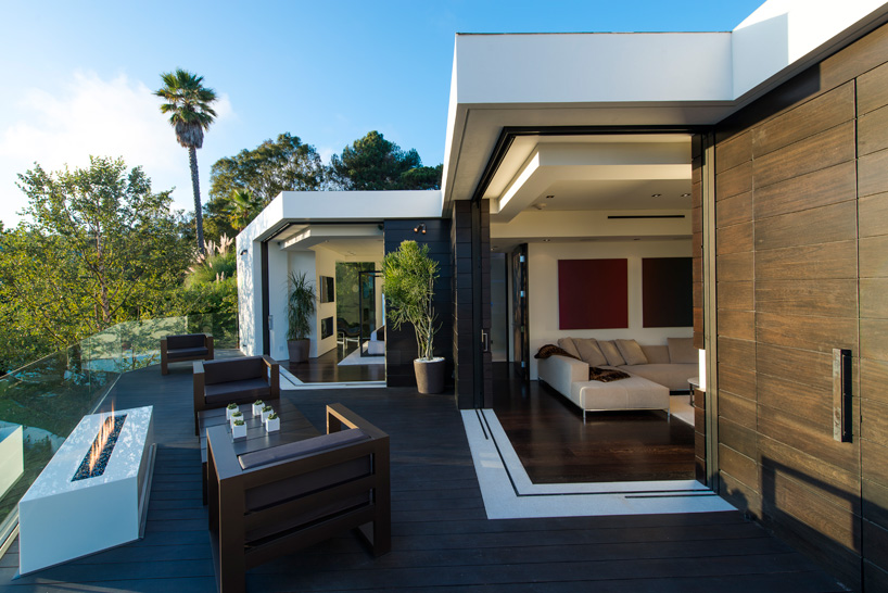 laurel way by whipple russell architects overlooks los angeles