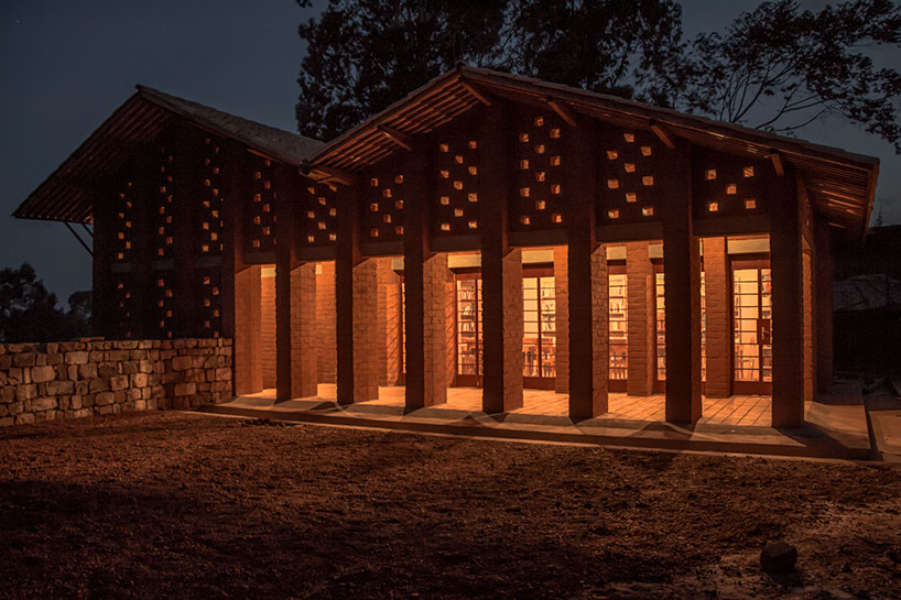 MuyingaLibrary_BCarchitectsandstudies_db_01