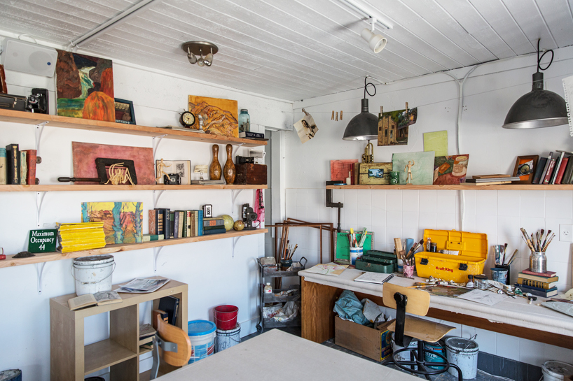 AirBnb haus communal open-space lodge by WOW atelier