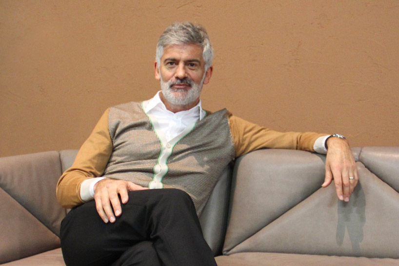 alfredo-haeberli-de-sede-ds-88-sofa_imm-cologne_designboom08