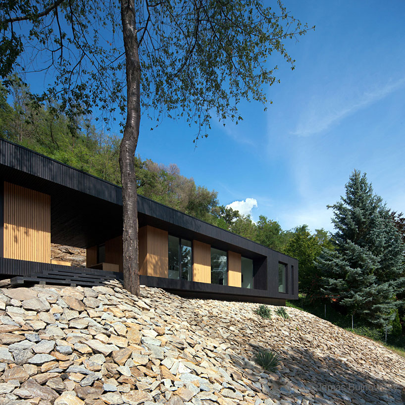 beres architects: hideg house on a stone quarry