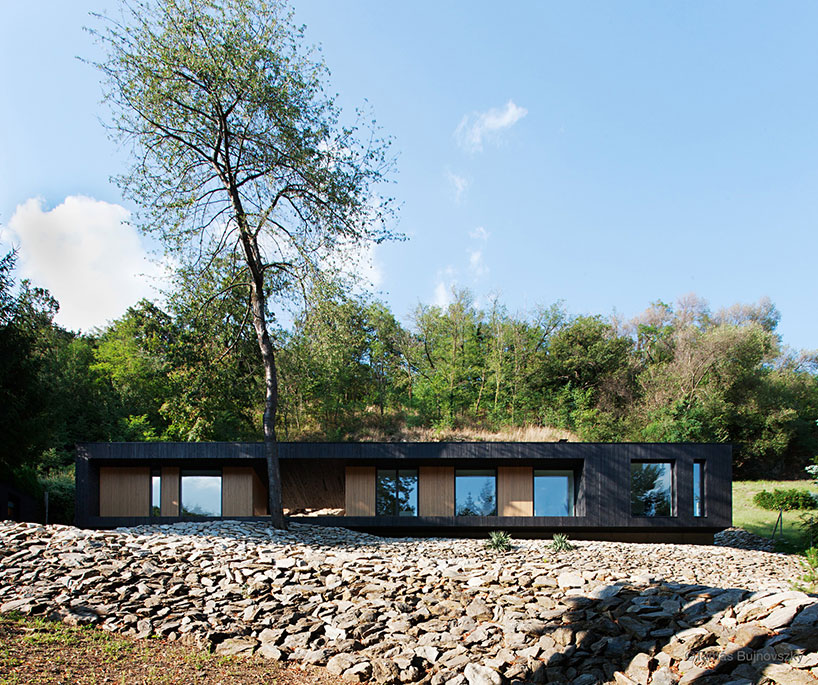 beres architects: hideg house on a stone quarry