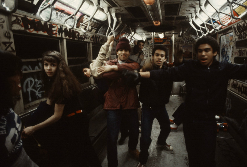 christopher morris captures the gritty NYC subway in 1981