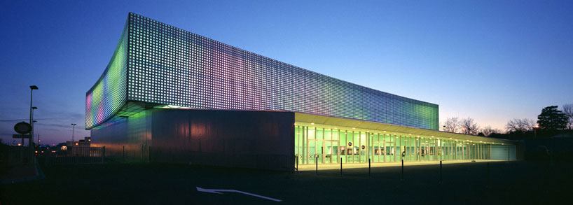 le prisme multi-purpose hall by brisac gonzalez architects