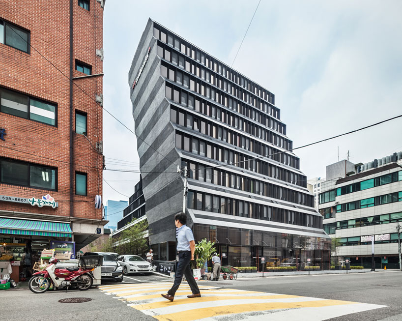 mass-studies-stocky-bundle-matrix-EG-designboom-02