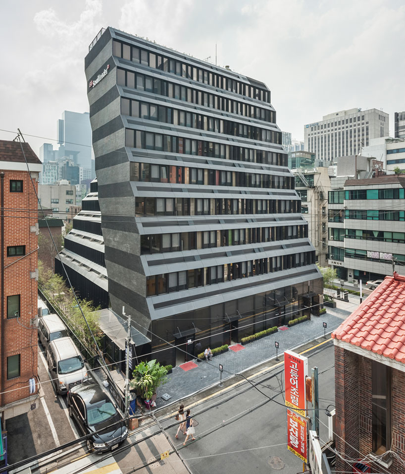 mass-studies-stocky-bundle-matrix-EG-designboom-03