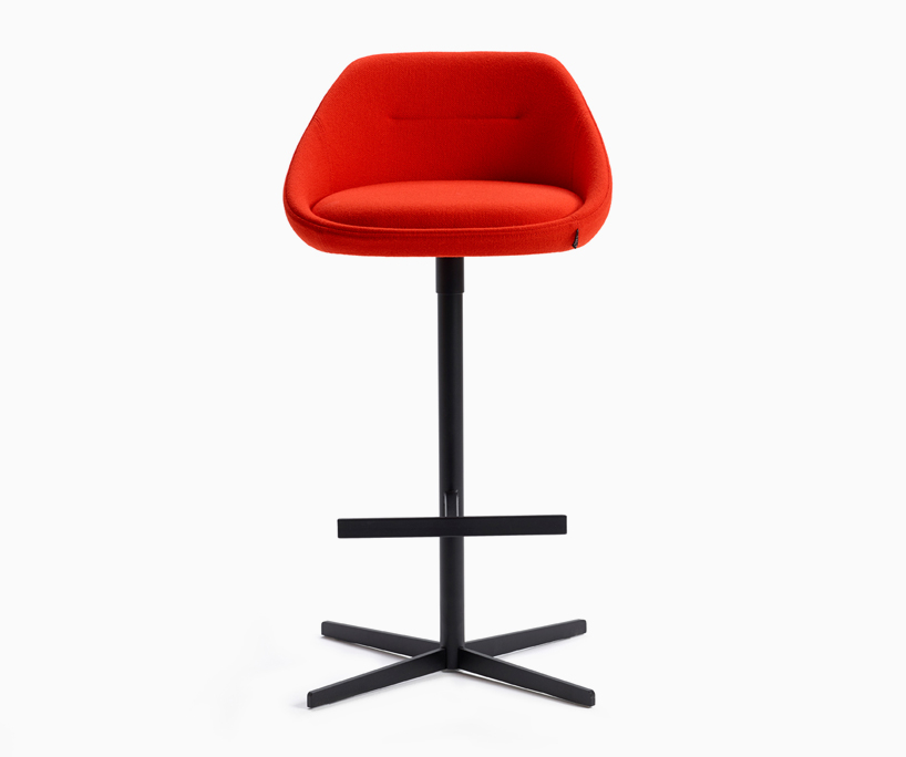 EZY furniture collection by christophe pillet for offecct