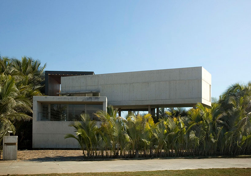 Paul Cremoux Studio Designs The Casa Caracola On The Seashore