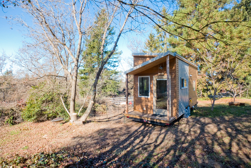 alek lisefski completes the tiny project less house more life