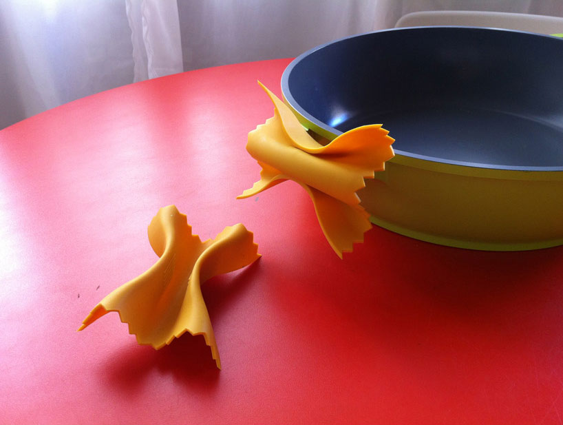 Bowtie Pasta Pot Holder –