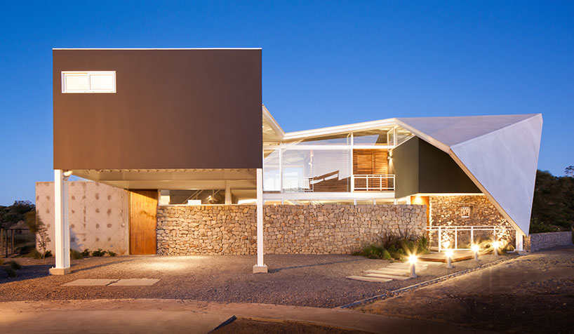 cincopatasalgato_lapiscucha_db_03