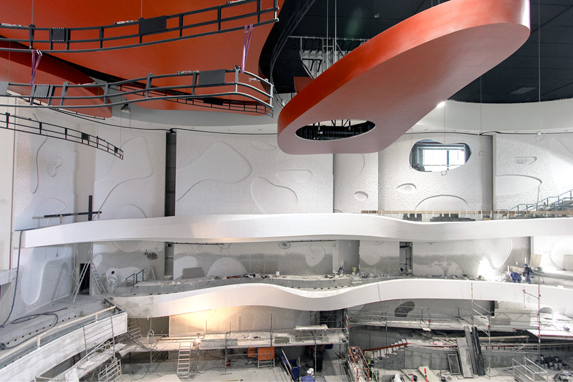 coop-himmelb(l)au-house-of-music-designboom-09