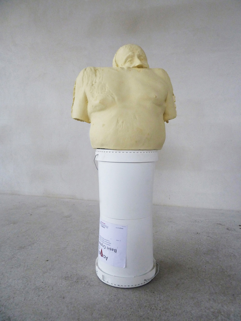 erwin-wurm-presents-synthesa-at-lehmann-maupin-designboom-07