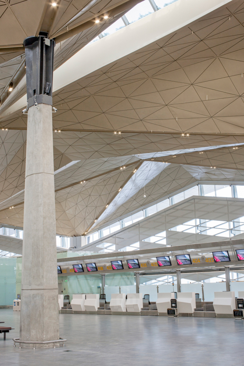 grimshaw_pulkov_airport_designboom05