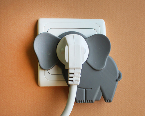 idan noyberg + gal bulka attach elephant in the room onto wall plugs