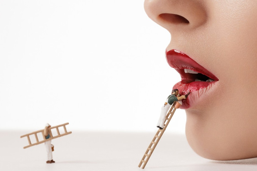 juan-ssnchez-castillo-places-miniatures-on-faces-for-making-it-up-series-designboom-02