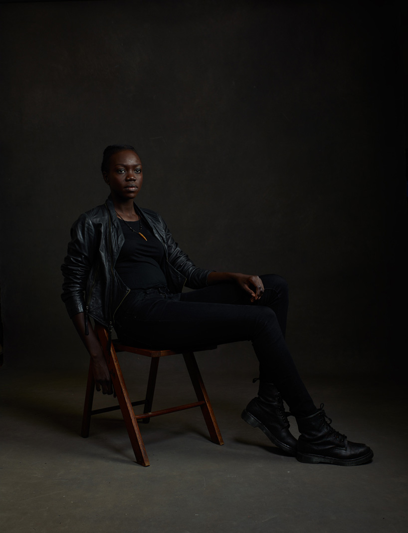 mike-mellia-captures-south-sudanese-models-that-once-were-child-soldiers-and-refugess-designboom-09