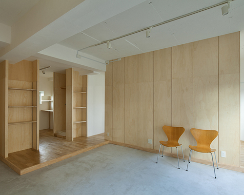 movedesign adapts shimoo ri apartment into flexible layout