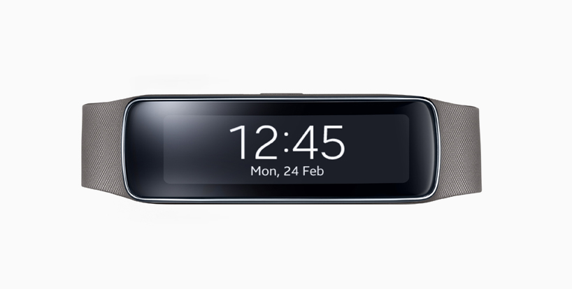 samsung presents gear fit, a smart bracelet with curved super AMOLED display
