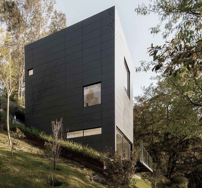 ASD-casa-alta-in-mexico-designboom02
