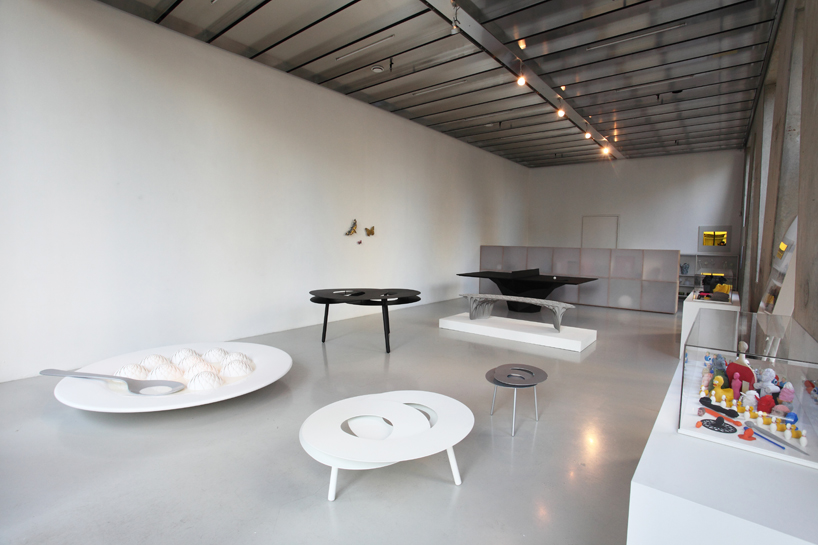 3D printed ping pong table + paddles by janne kyttanen featured at galerie VIVID
