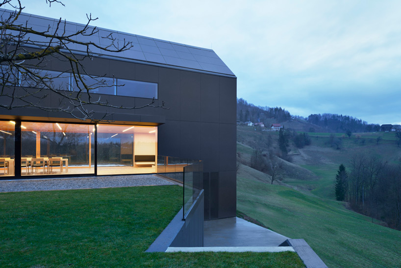 architektura d.o.o. the black barn designboom