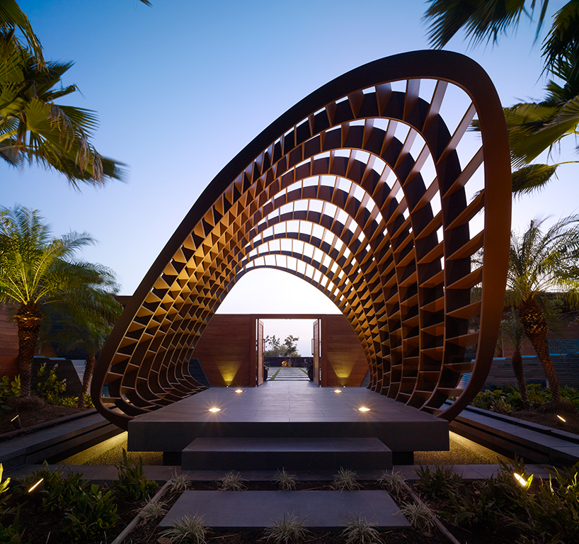 belzberg architects project the kona residence on cooled lava flows of hawaii