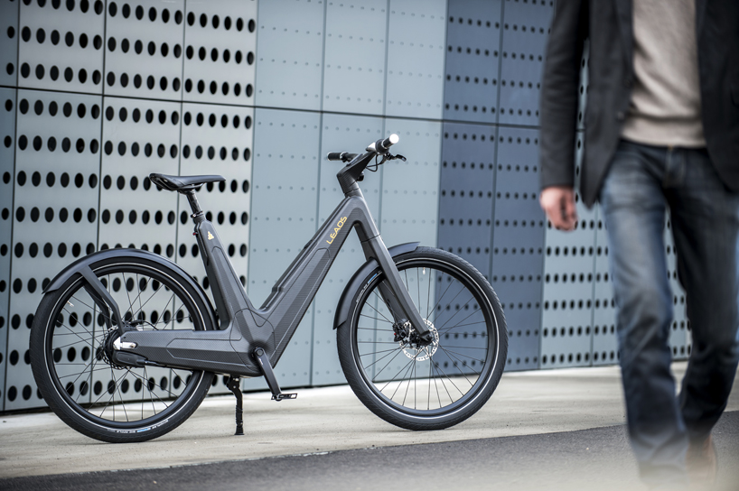 carbon fiber electric bicycle