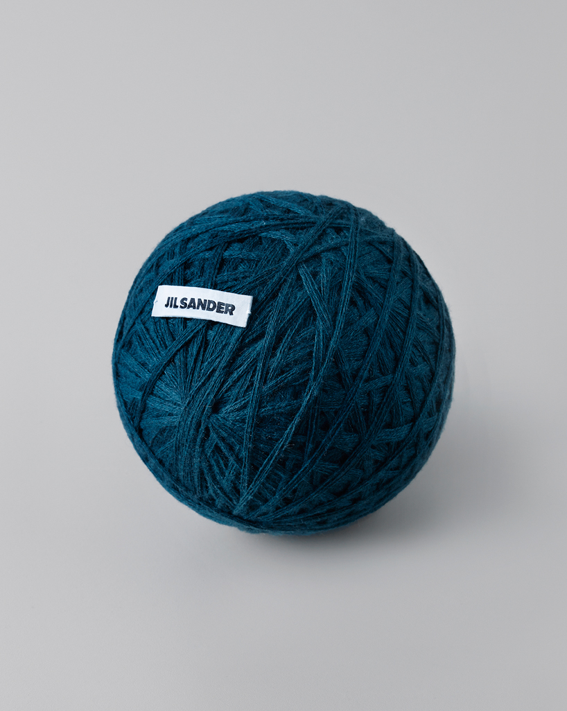 lernert & sander transform high-end knitted garments into balls of yarn