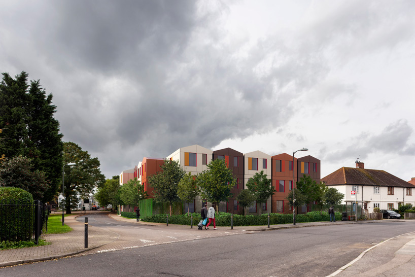 rogers stirk harbour + partners Y-cube housing unit designboom