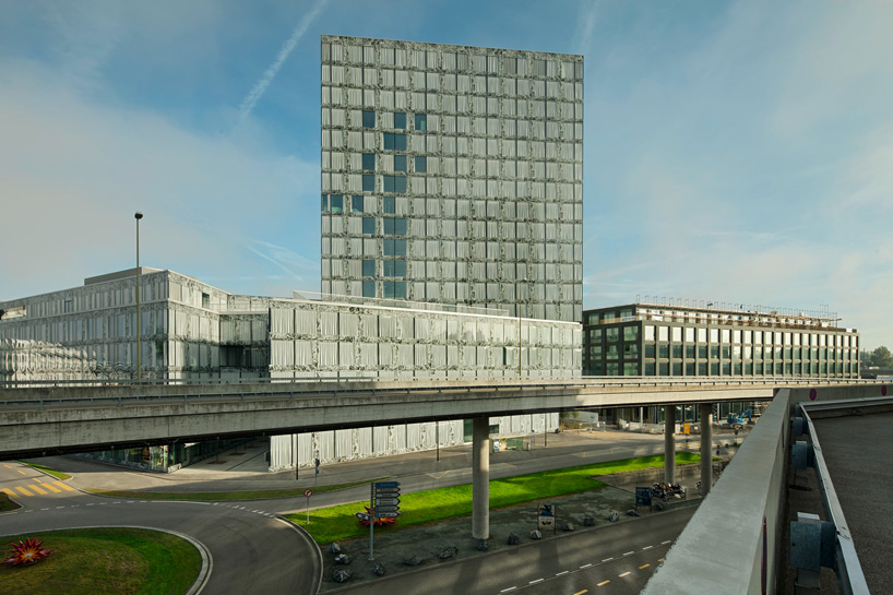 wiel arets clads zurich's allianz HQ in onyx marble pattern