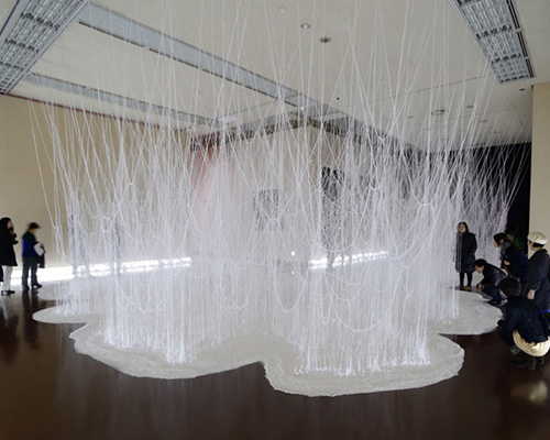 yasuaki onishi unites rope, glue and crystals for vertical emptiness