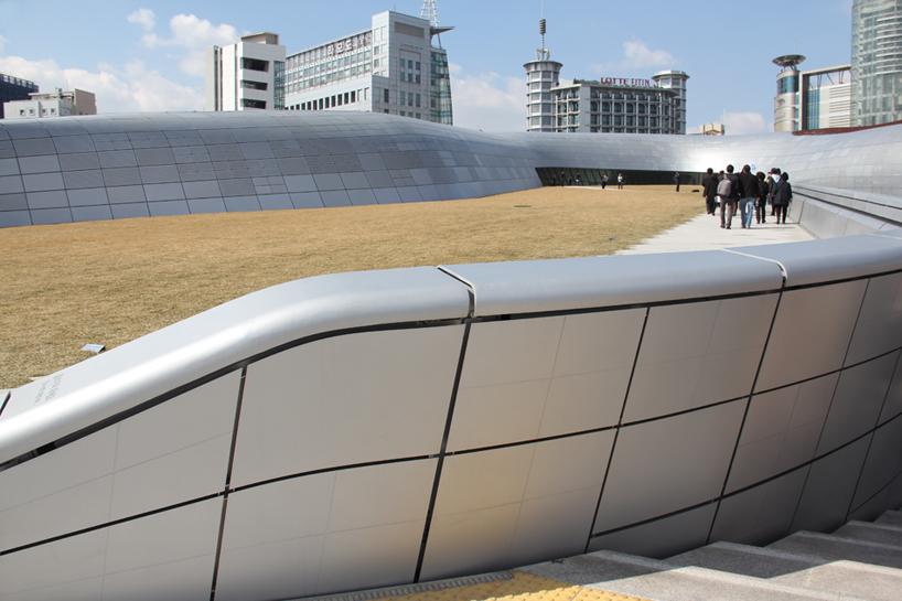zaha hadid dongdaemun design park seoul designboom
