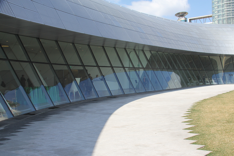 zaha hadid dongdaemun design park seoul designboom