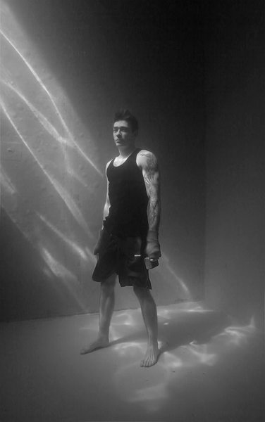 EmmaCritchley_Boxer (People), Image courtesy of the Saatchi Gallery, London