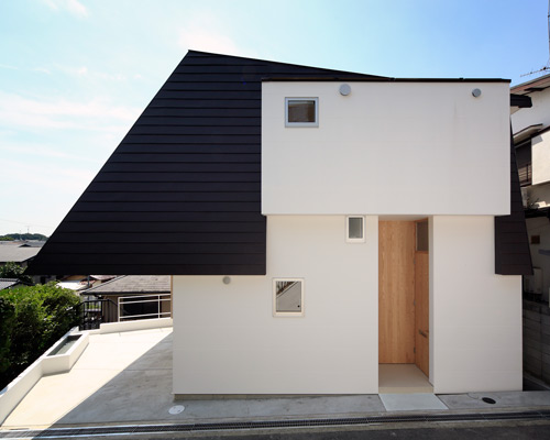 STOCK architects constructs angular house in osaka