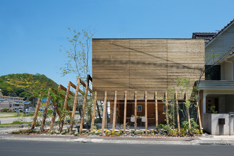 timber clad community center in hiroshima by UID
