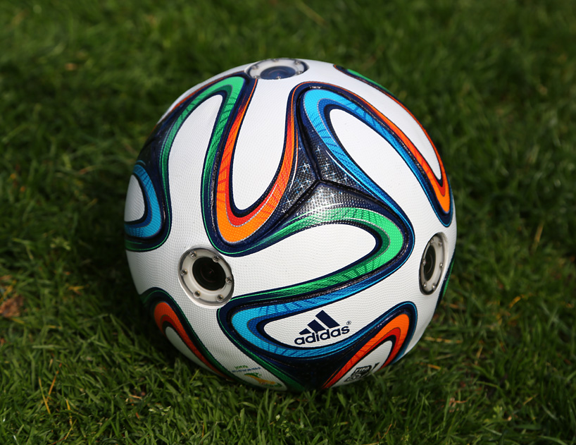 ADIDAS BRAZUCA FIFA World Cup 2014 Soccer Ball Match Football Hand