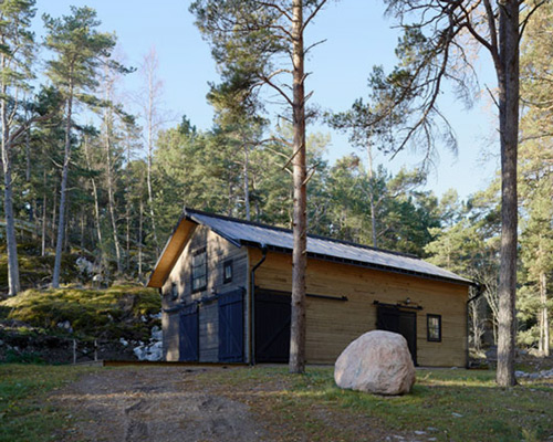 AF-L(A) sets villa brannskar within swedish forest