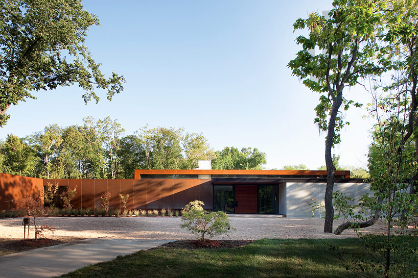 hufft projects builds a heavy metal house in missouri