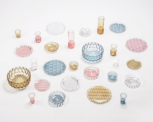 kartell in tavola tableware collection of polycarbonate plates, trays, glasses, bowls and carafes
