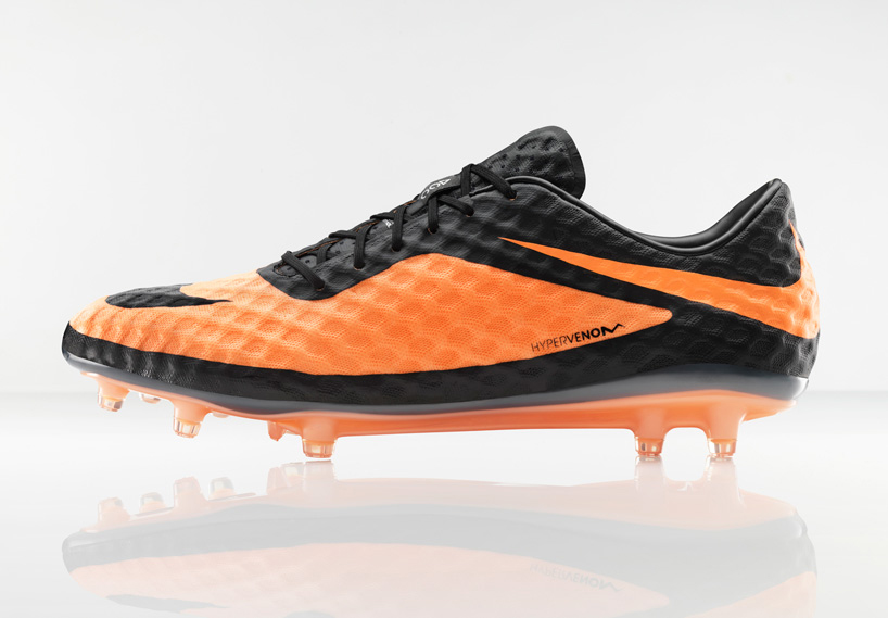 nike football shoes 2014