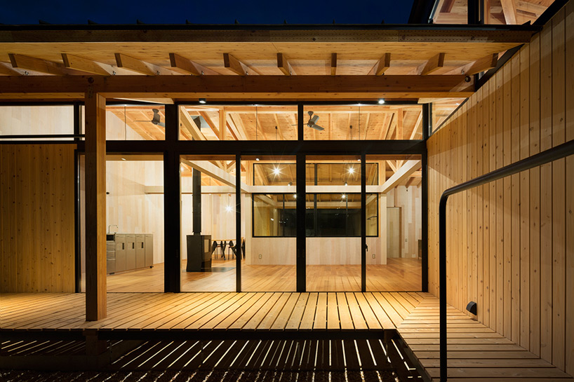 JP architects qilin house chiba japan designboom